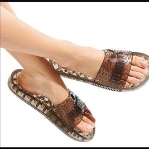 puma x fenty jelly slides